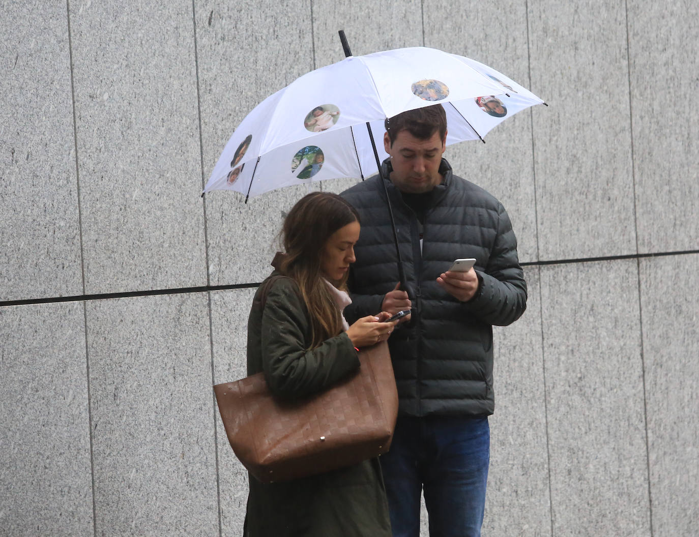 Fotos: Un frente cálido deja este lunes lluvias por toda la región