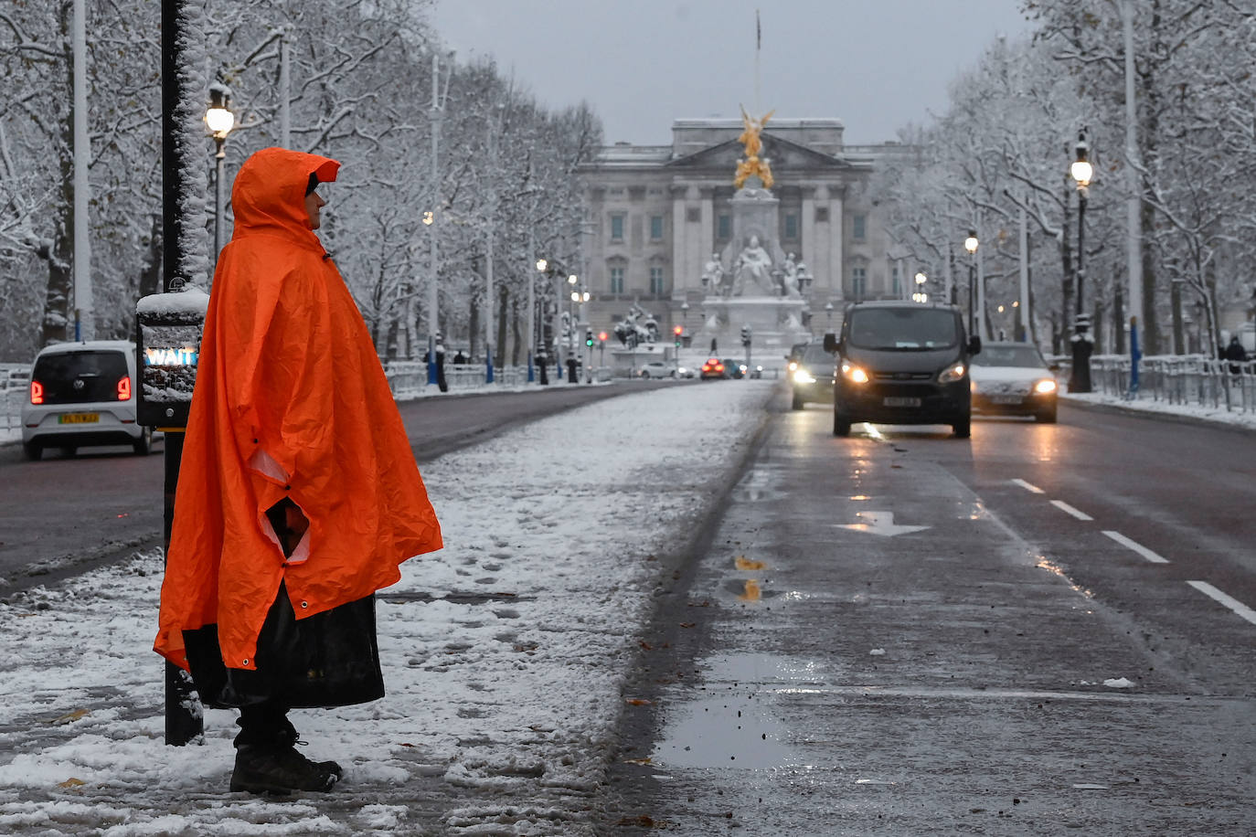 Fotos: Un temporal de nieve paraliza el Reino Unido