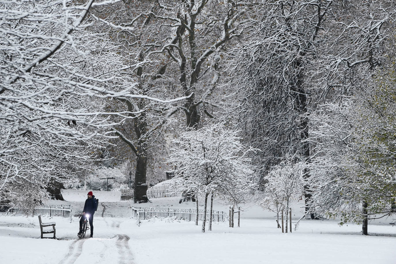 Fotos: Un temporal de nieve paraliza el Reino Unido