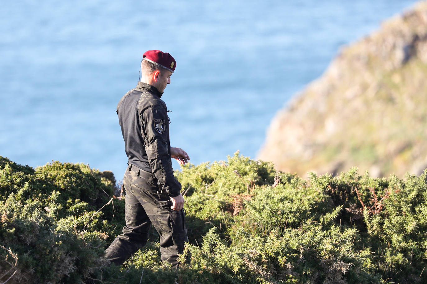 Fotos: Reanudan en el Cabo Peñas la búsqueda de la joven Sandra Bermejo