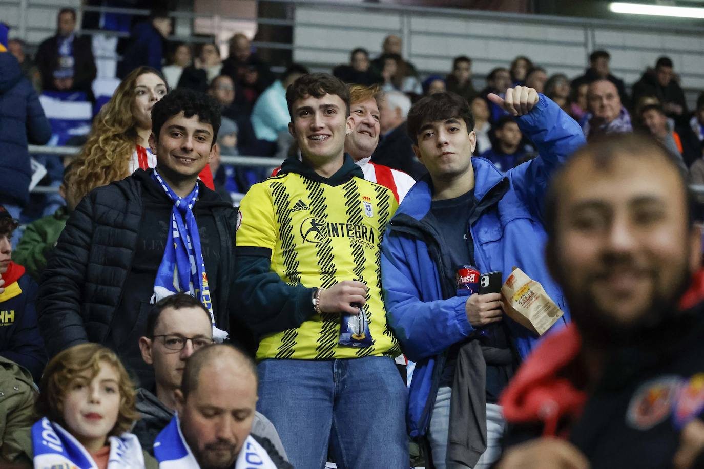 Fotos: ¿Estuviste en el derbi asturiano Real Oviedo - Sporting? ¡Búscate en el Tartiere!