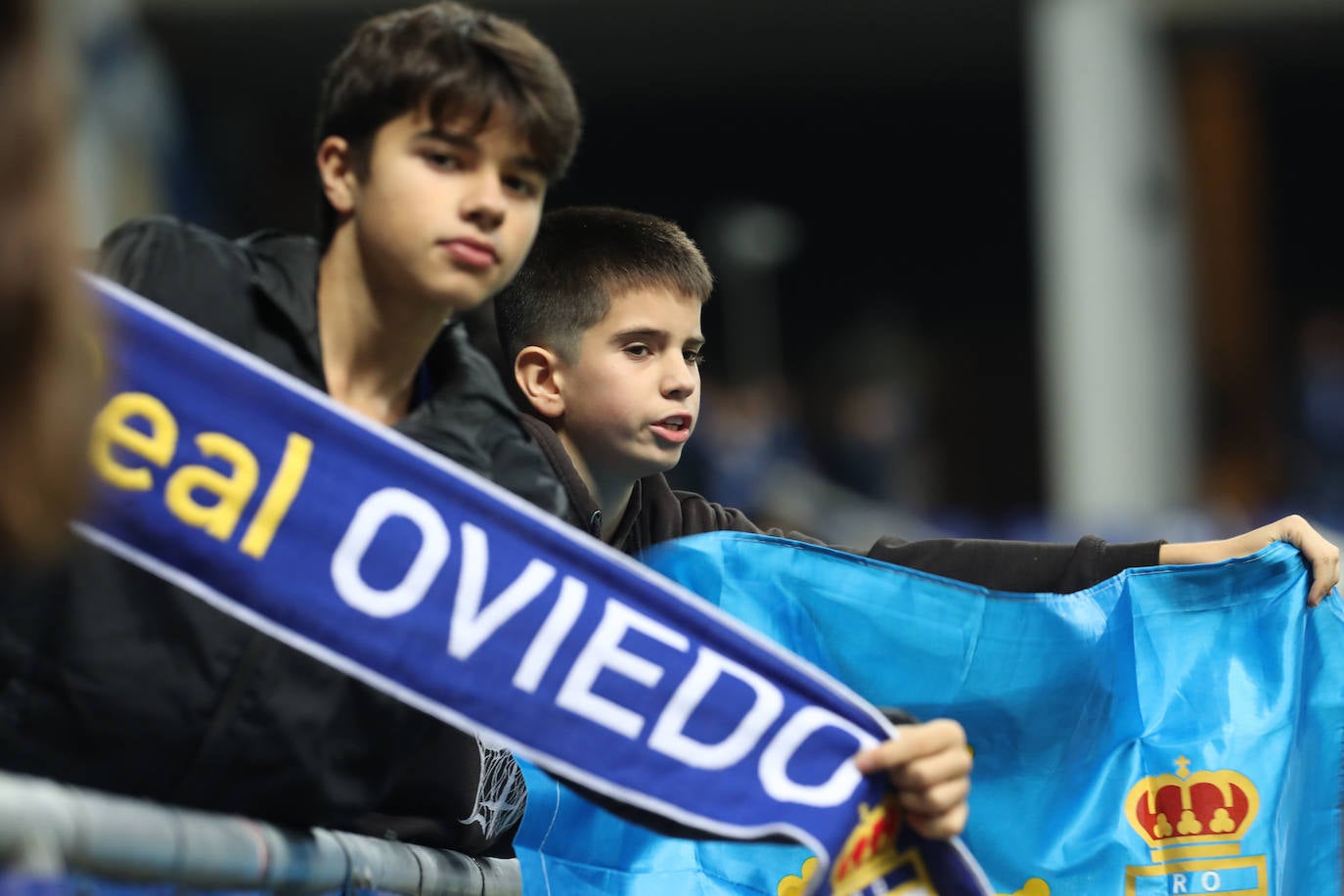 Fotos: ¿Estuviste en el derbi asturiano Real Oviedo - Sporting? ¡Búscate en el Tartiere!