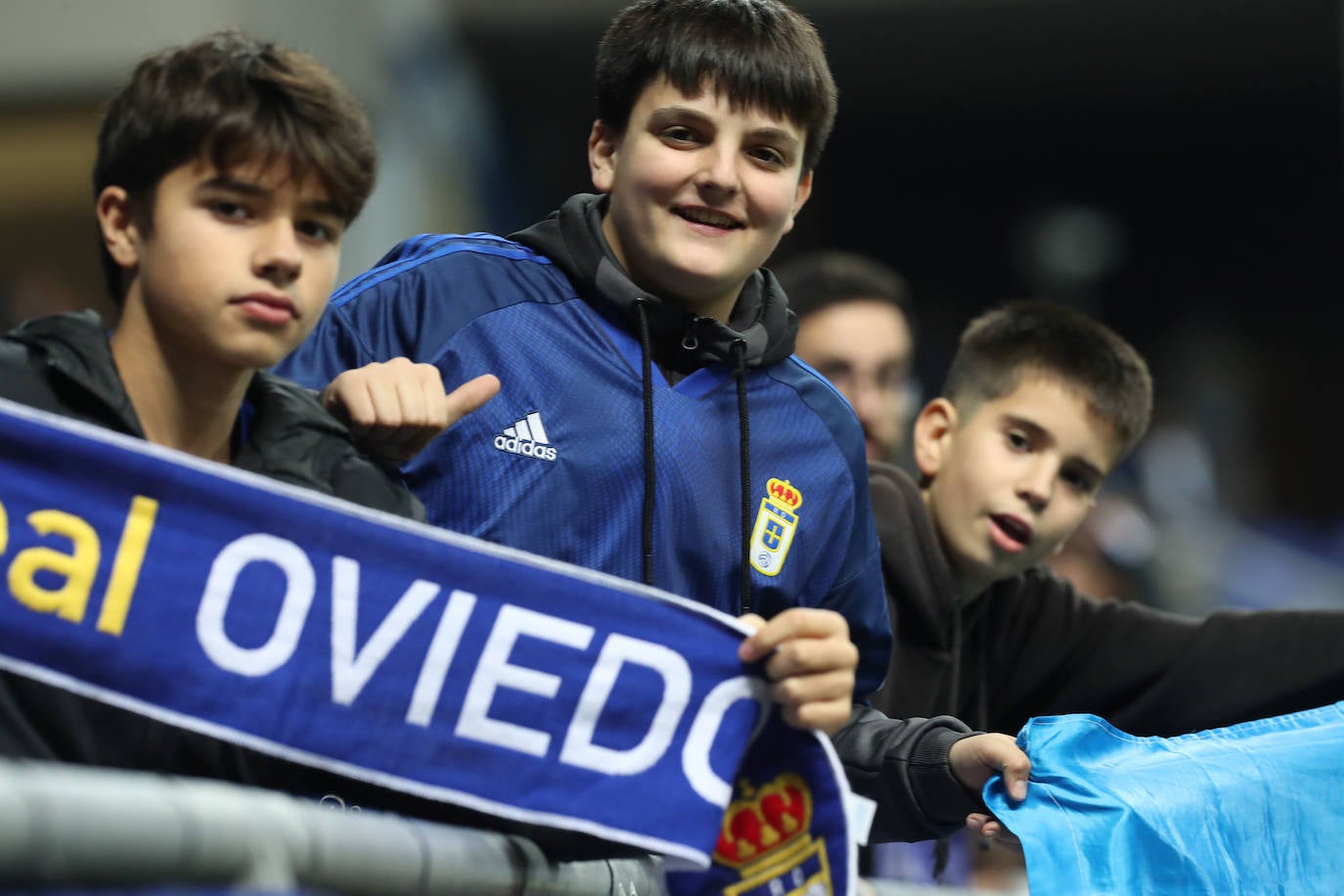 Fotos: ¿Estuviste en el derbi asturiano Real Oviedo - Sporting? ¡Búscate en el Tartiere!