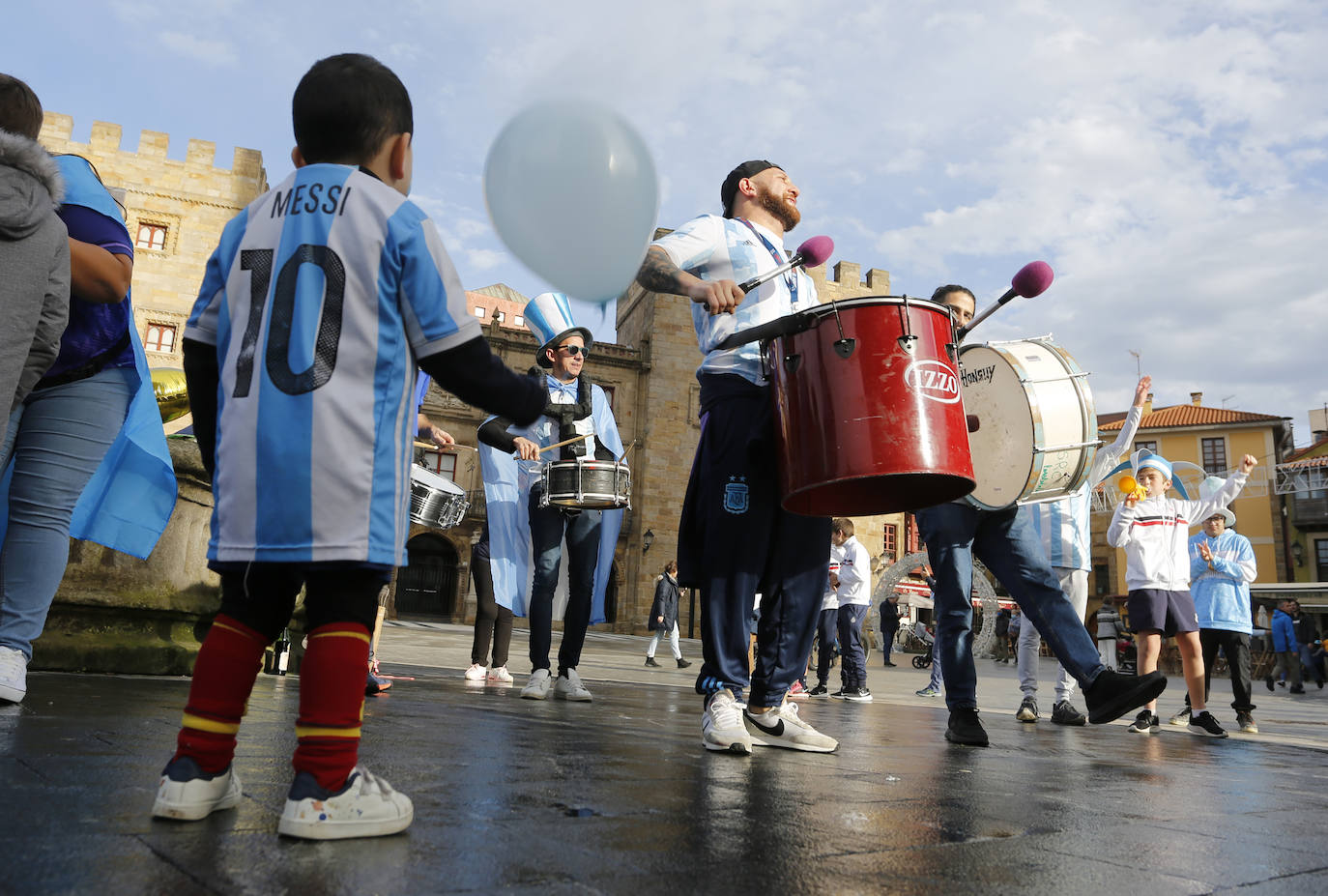 Fotos: Gijón se vuelve albiceleste