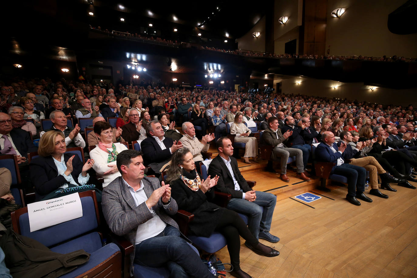 Fotos: Feijóo presenta a Diego Canga como candidato a la Presidencia del Principado