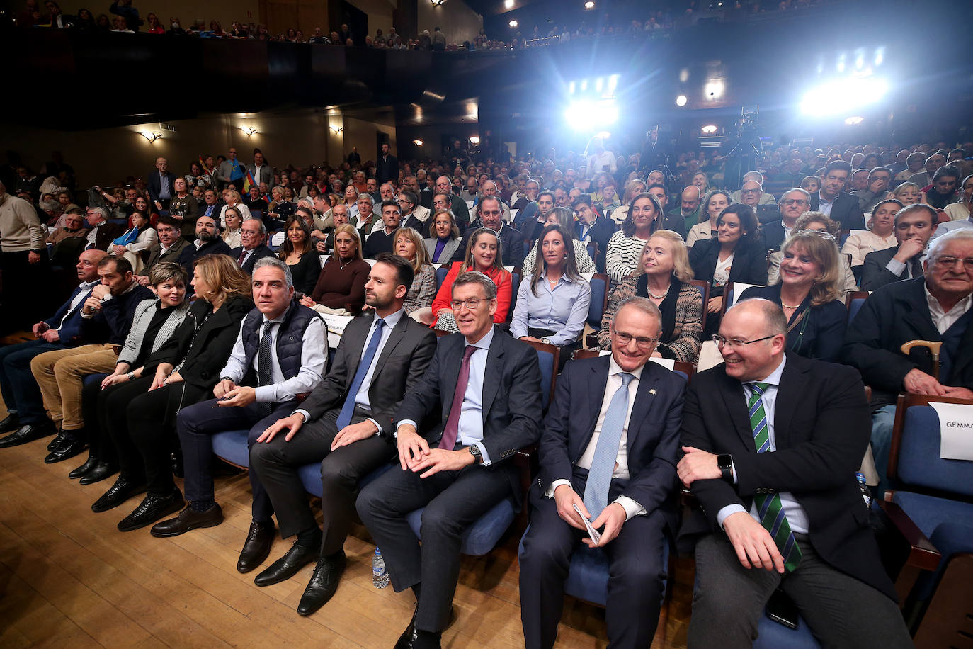 Fotos: Feijóo presenta a Diego Canga como candidato a la Presidencia del Principado