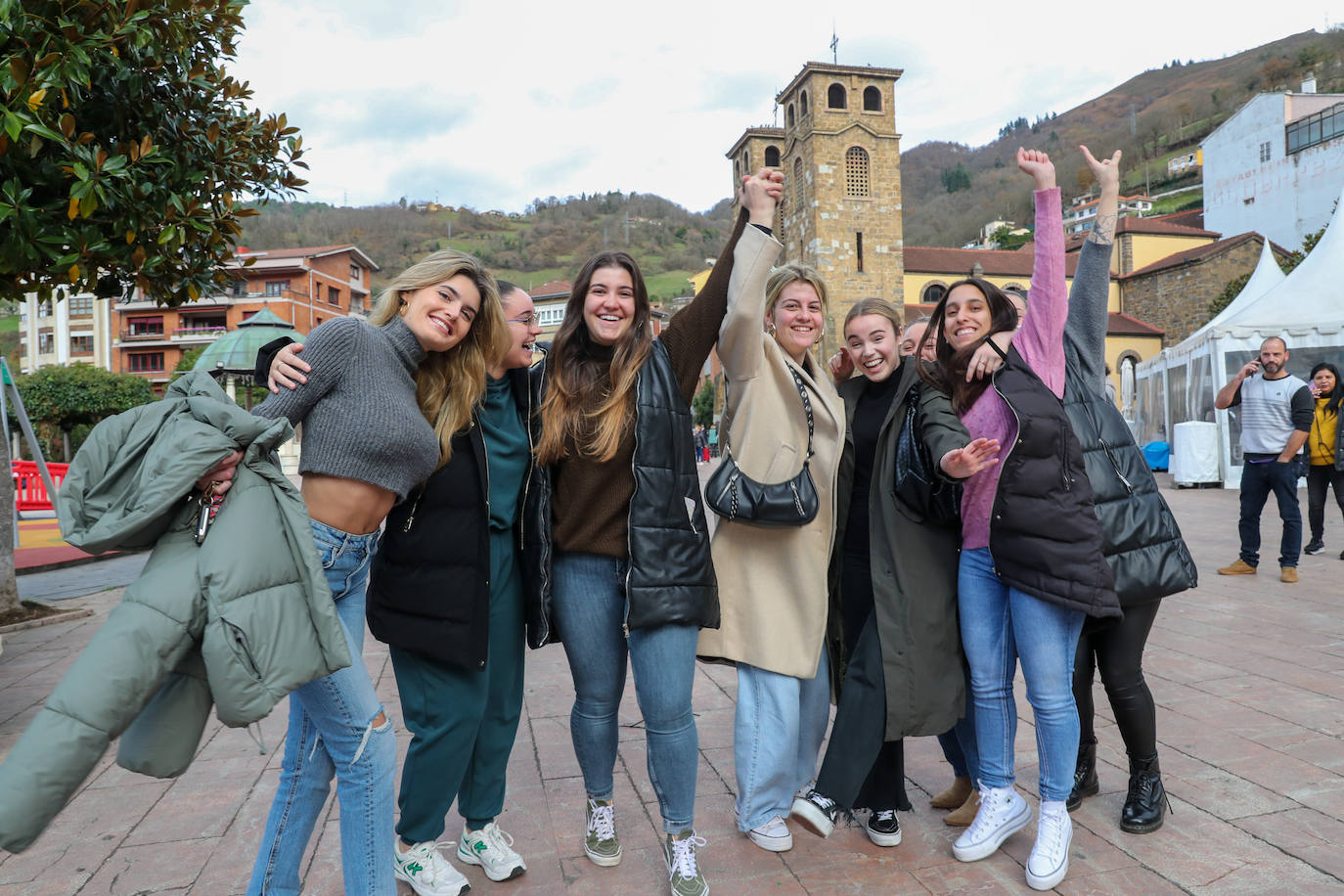 Fotos: Asturias celebra su suerte en la Lotería de Navidad