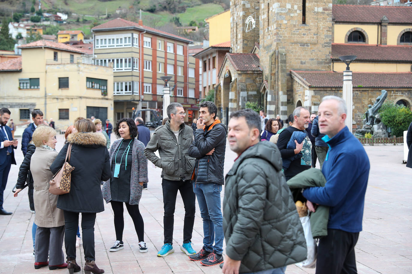 Fotos: Asturias celebra su suerte en la Lotería de Navidad