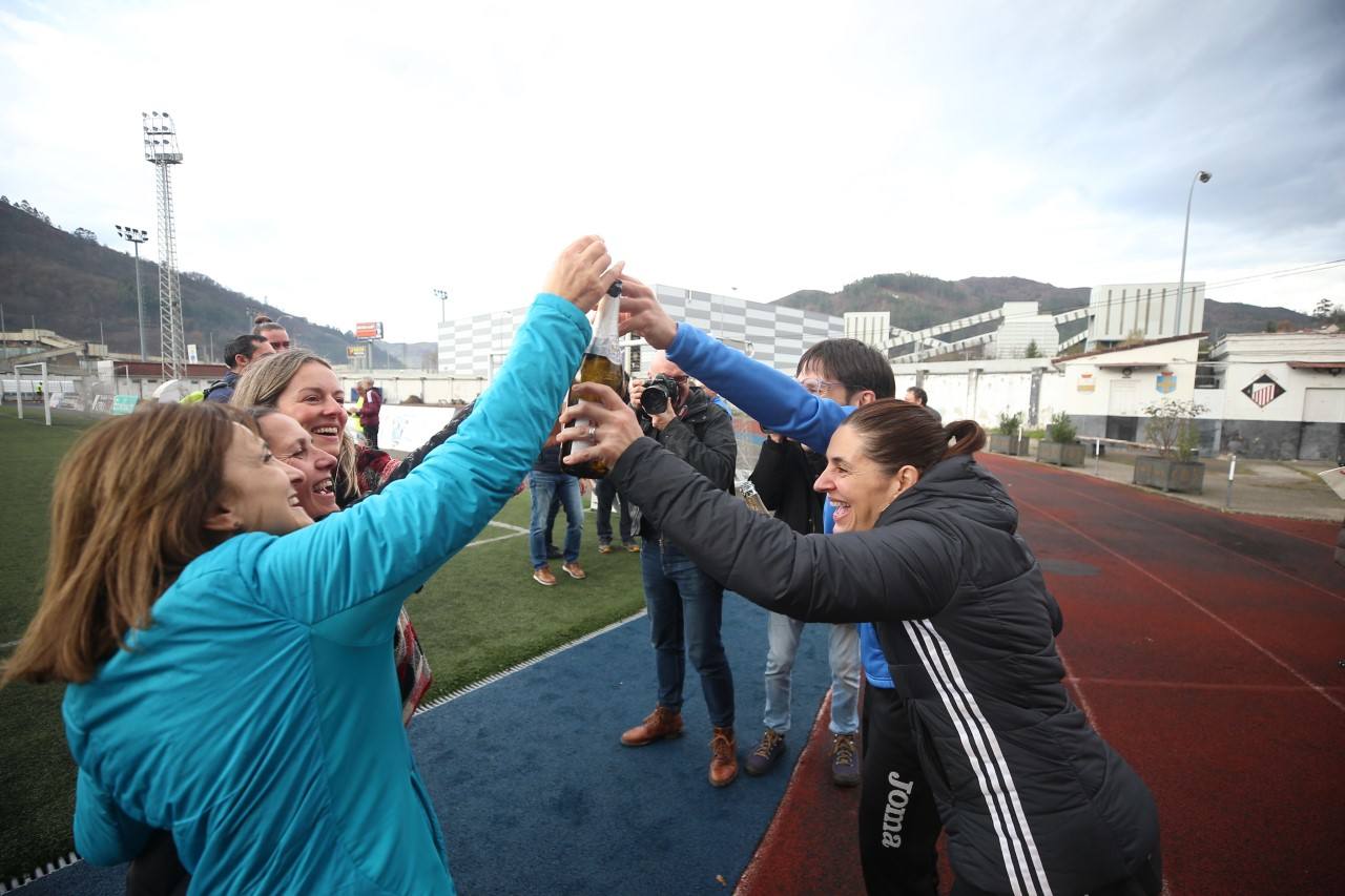 Fotos: Asturias celebra su suerte en la Lotería de Navidad