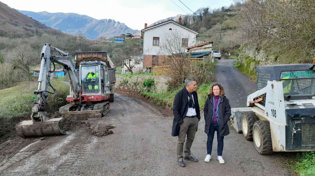 Maximino García, 'Mino', y Esther Díaz. 