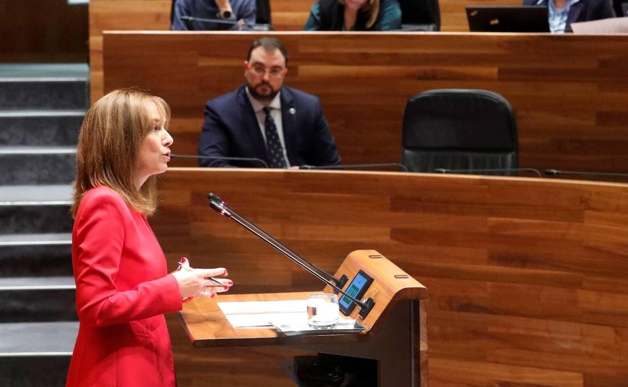 La consejera de Hacienda, Ana Cárcaba, ha presentado en el pleno de la Junta General del Principado el proyecto de presupuestos para 2023. 