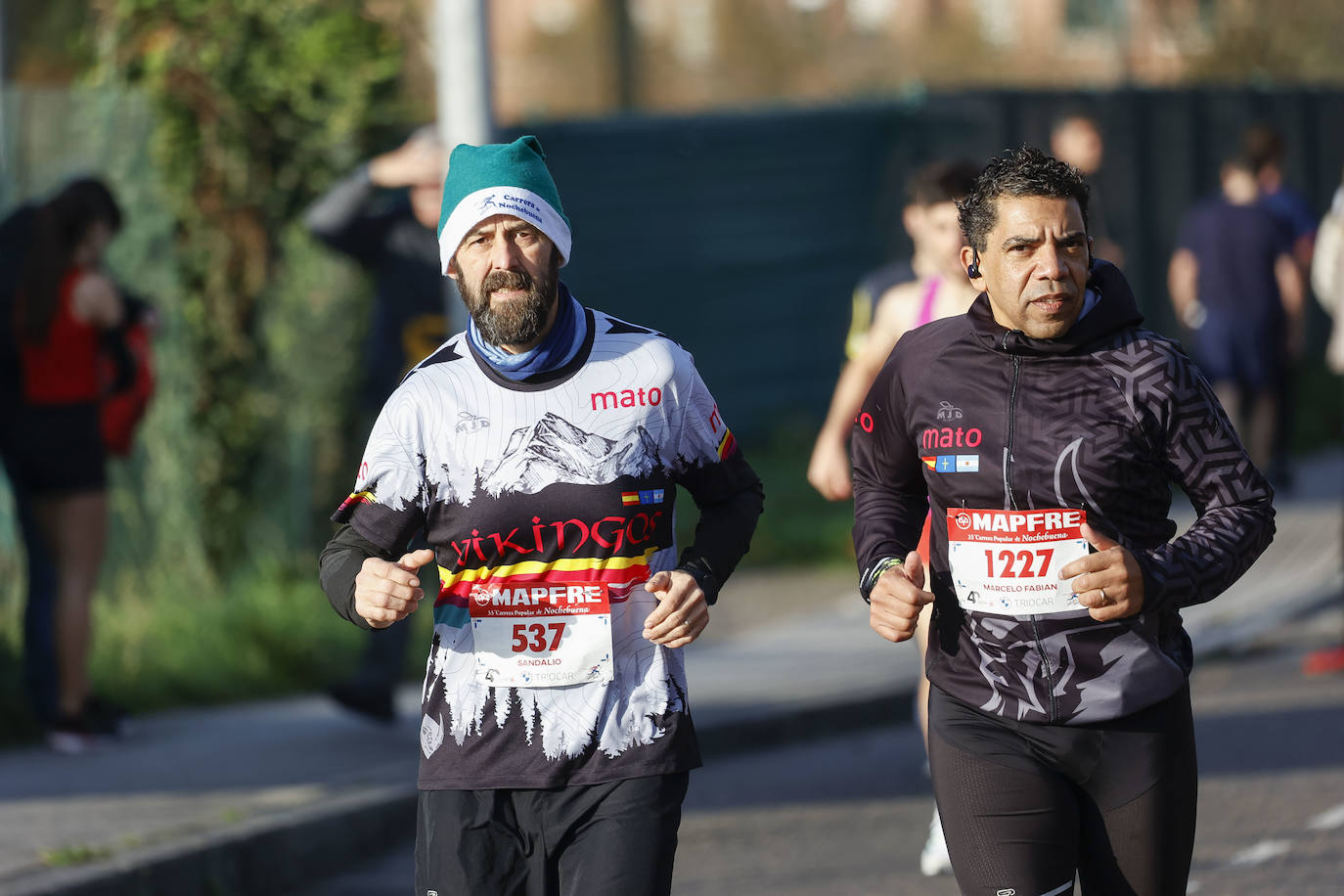 Fotos: ¿Participaste en la Carrera de Nochebuena de Gijón? ¡Búscate!