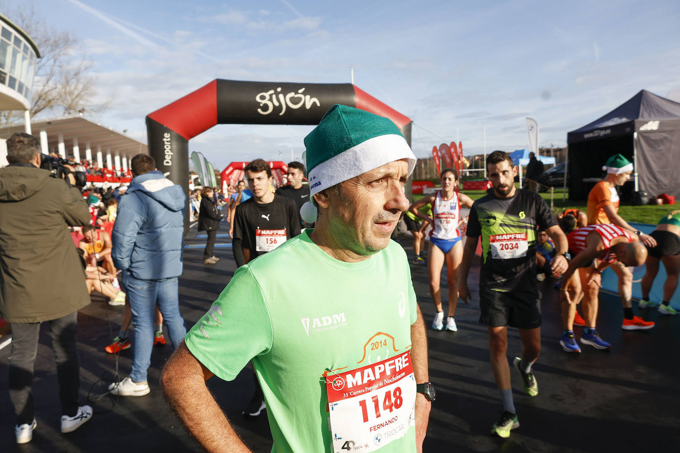 Fotos: ¿Participaste en la Carrera de Nochebuena de Gijón? ¡Búscate!