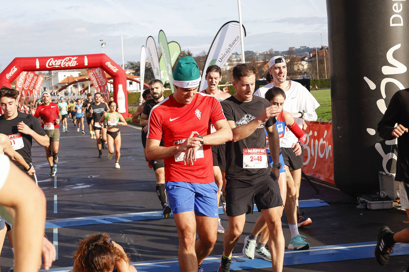 Fotos: ¿Participaste en la Carrera de Nochebuena de Gijón? ¡Búscate!