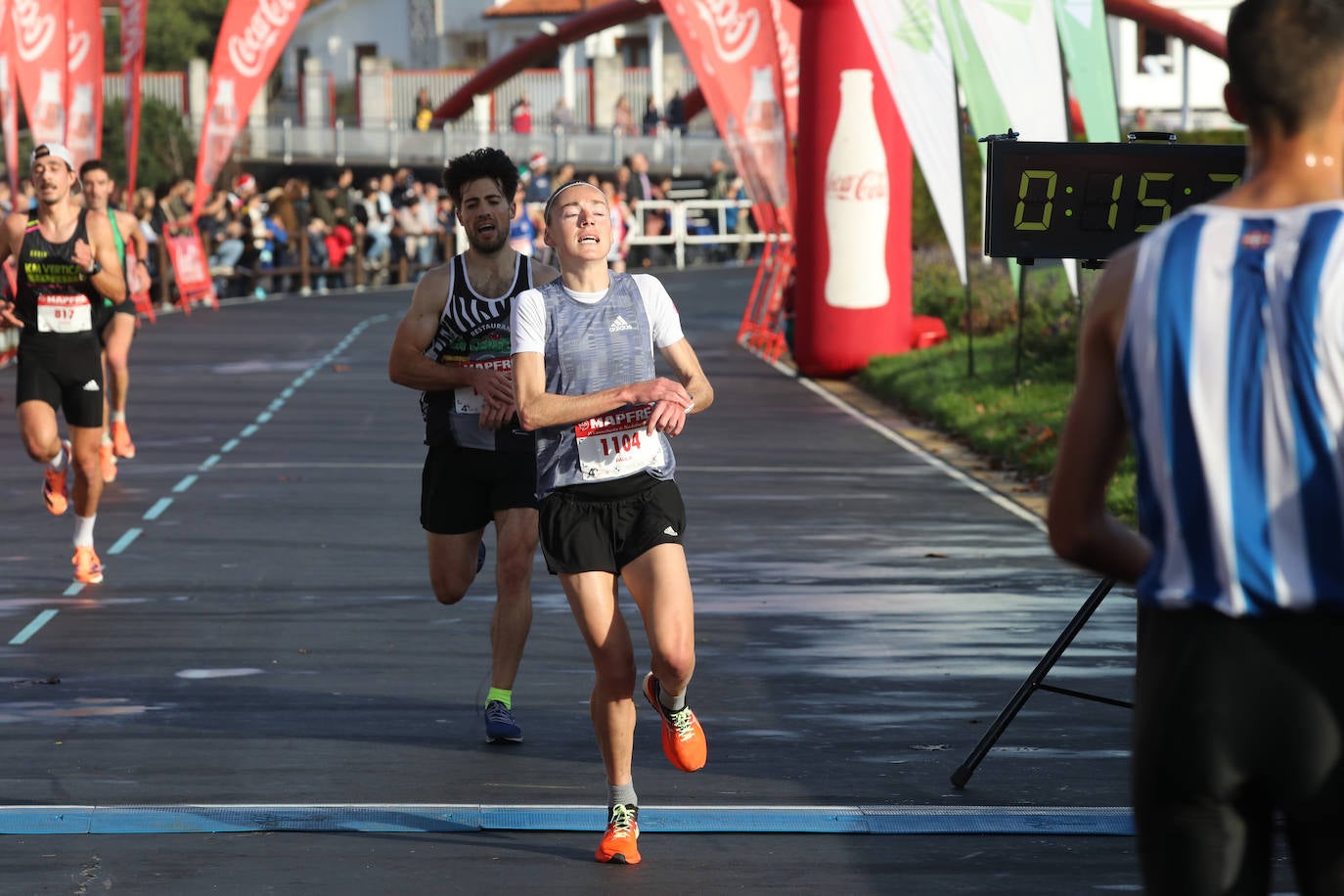 Fotos: ¿Participaste en la Carrera de Nochebuena de Gijón? ¡Búscate!