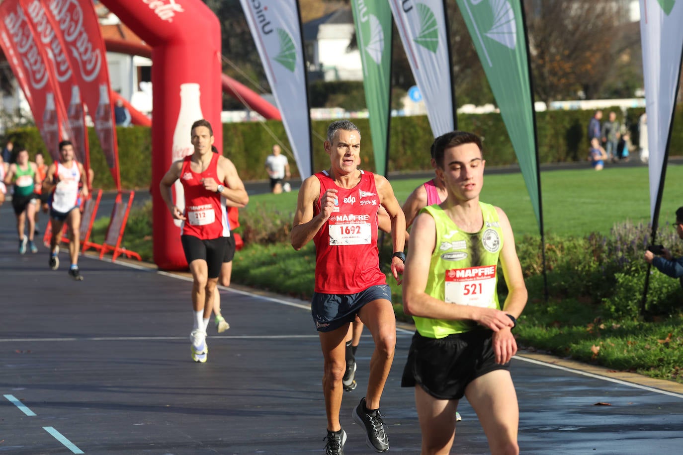 Fotos: ¿Participaste en la Carrera de Nochebuena de Gijón? ¡Búscate!