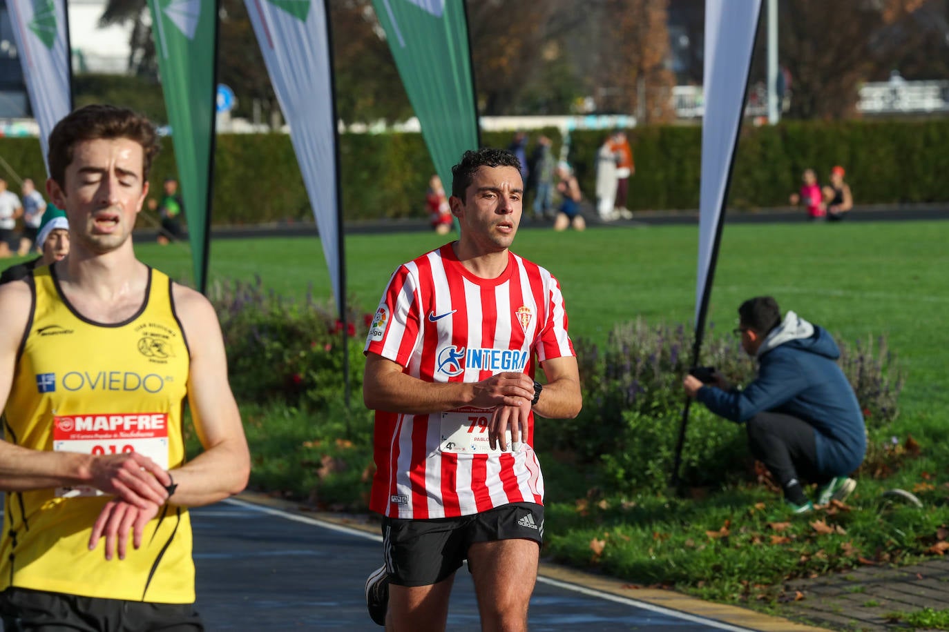 Fotos: ¿Participaste en la Carrera de Nochebuena de Gijón? ¡Búscate!