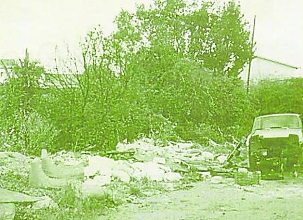 Uno de los basureros piratas de Tremañes.