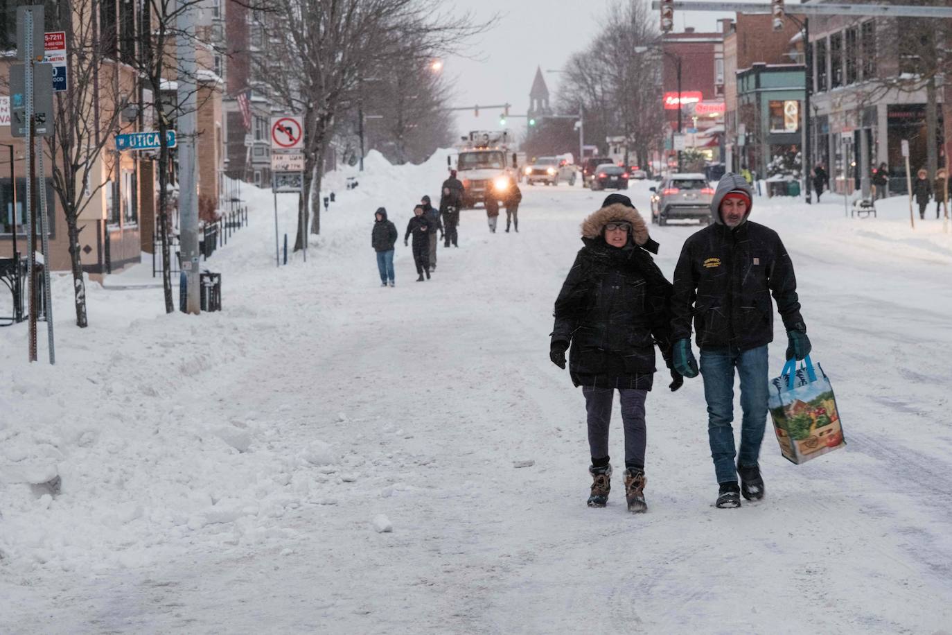 Fotos: Nueva York se congela: las increíbles imágenes de una ciudad sepultada por la nieve