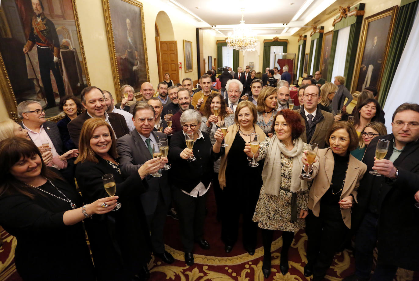 Fotos: Así fue el brindis del cierre del año de los alcaldes de Gijón, Oviedo y Avilés