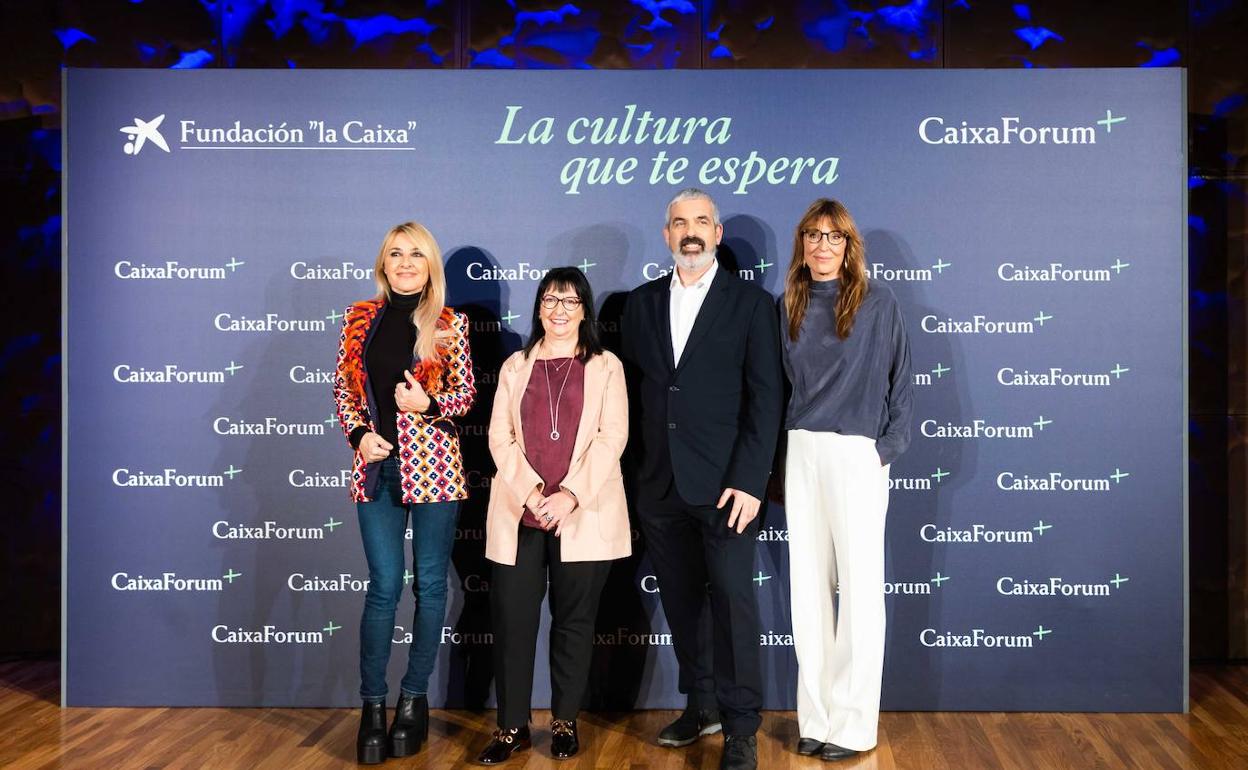 Presentación de CaixaForum+ con Cayetana Guillén, Elisa Durán, Ignasi Miró, y la responsable de contenidos digitales, Mireia Gubern.