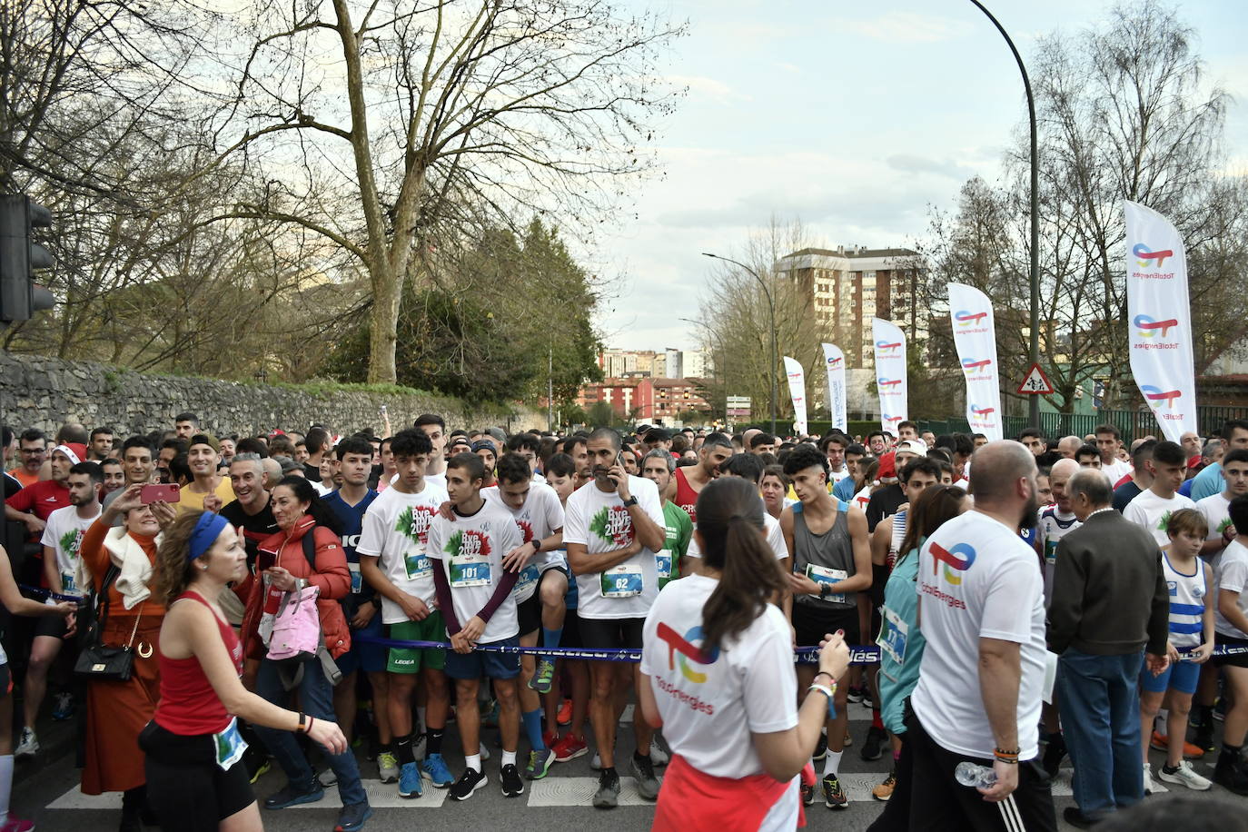 Fotos: Veinte mil asturianos a la carrera para despedir 2022