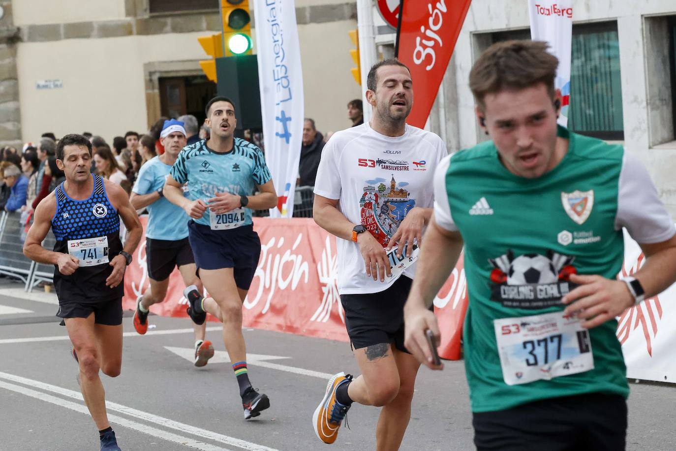 Fotos: Gijón, la más multitudinaria de toda Asturias