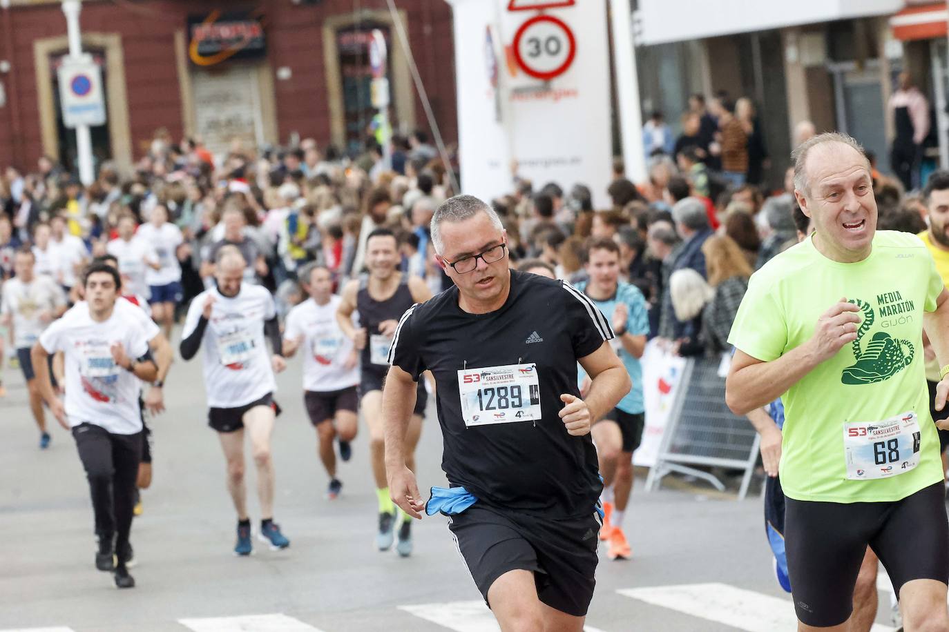 Fotos: Gijón, la más multitudinaria de toda Asturias