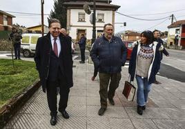 Canteli durante su visita a las obras.