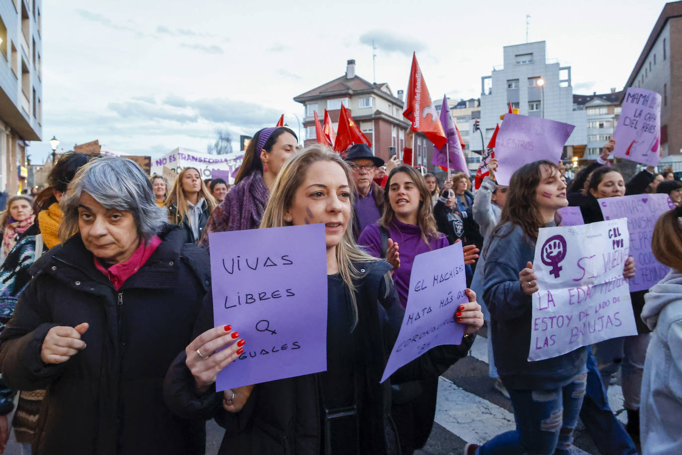 Gijón se echa a la calle por el 8M