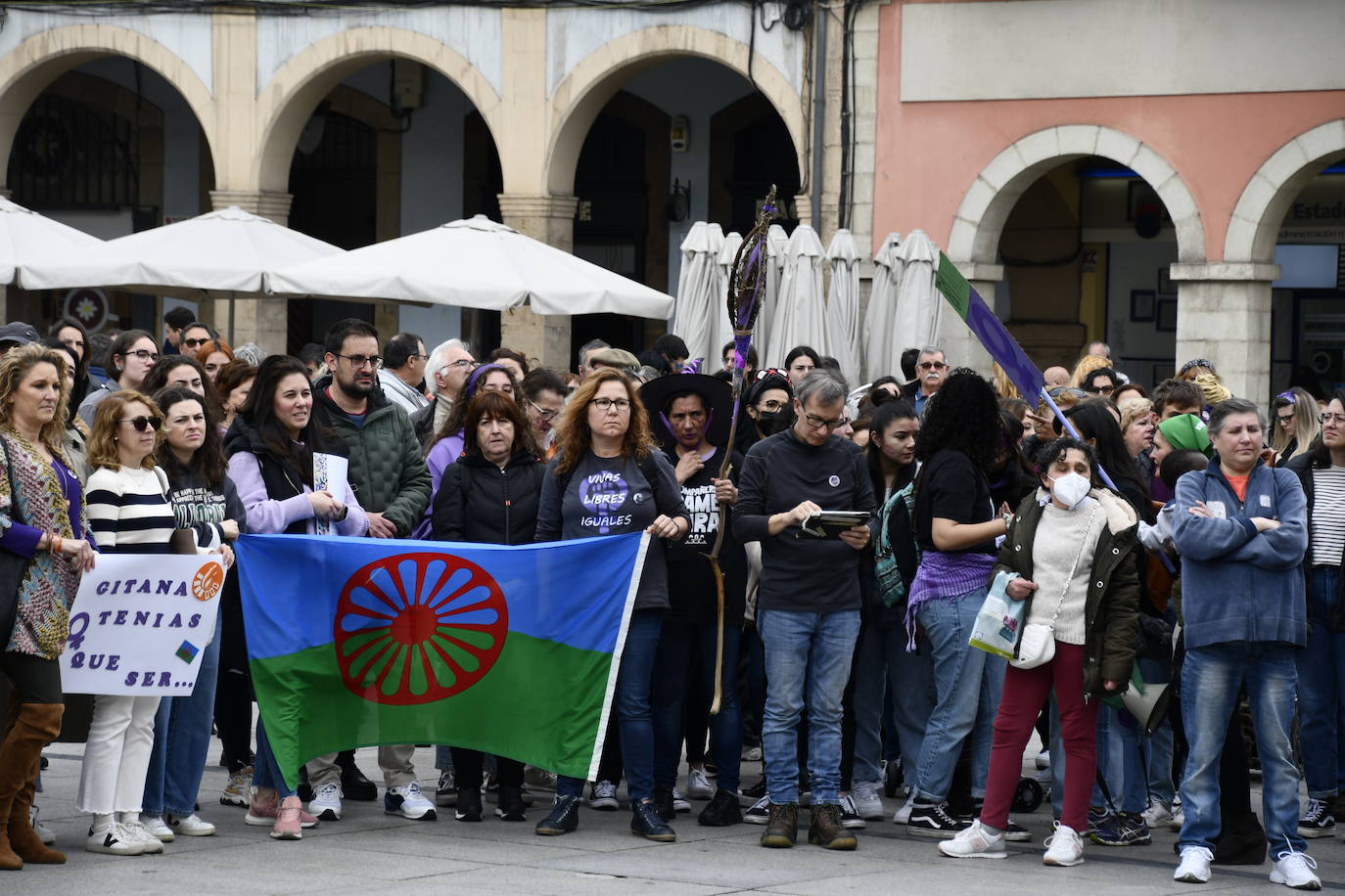 Avilés clama «por todas las que ya no pueden gritar»