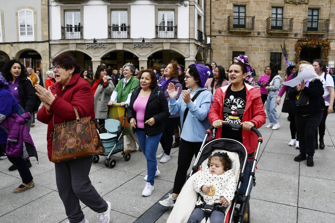 Avilés clama «por todas las que ya no pueden gritar»