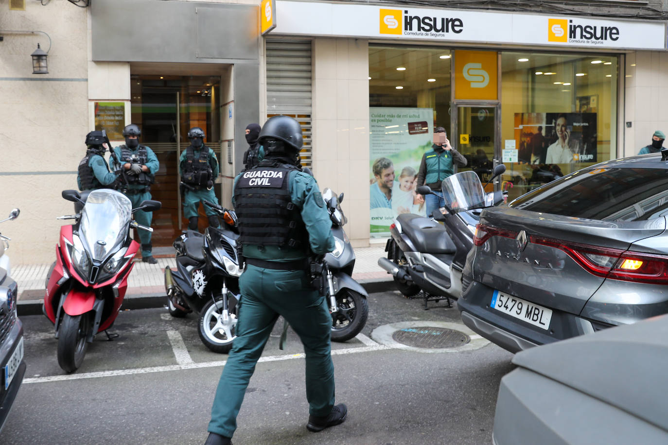 Amplio operativo de la Guardia Civil contra el tráfico ilegal de angulas