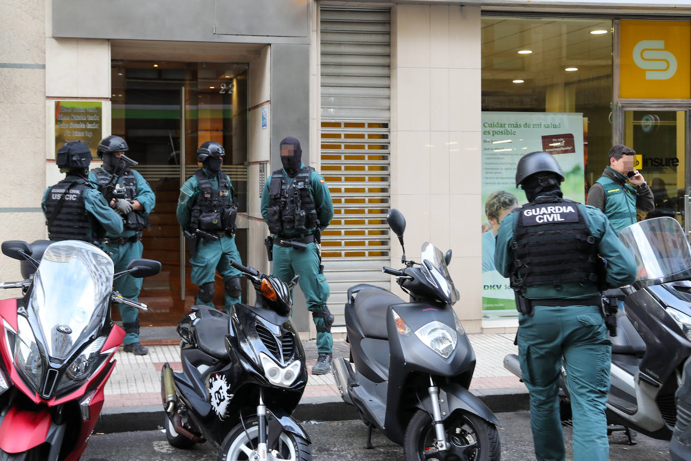 Amplio operativo de la Guardia Civil contra el tráfico ilegal de angulas