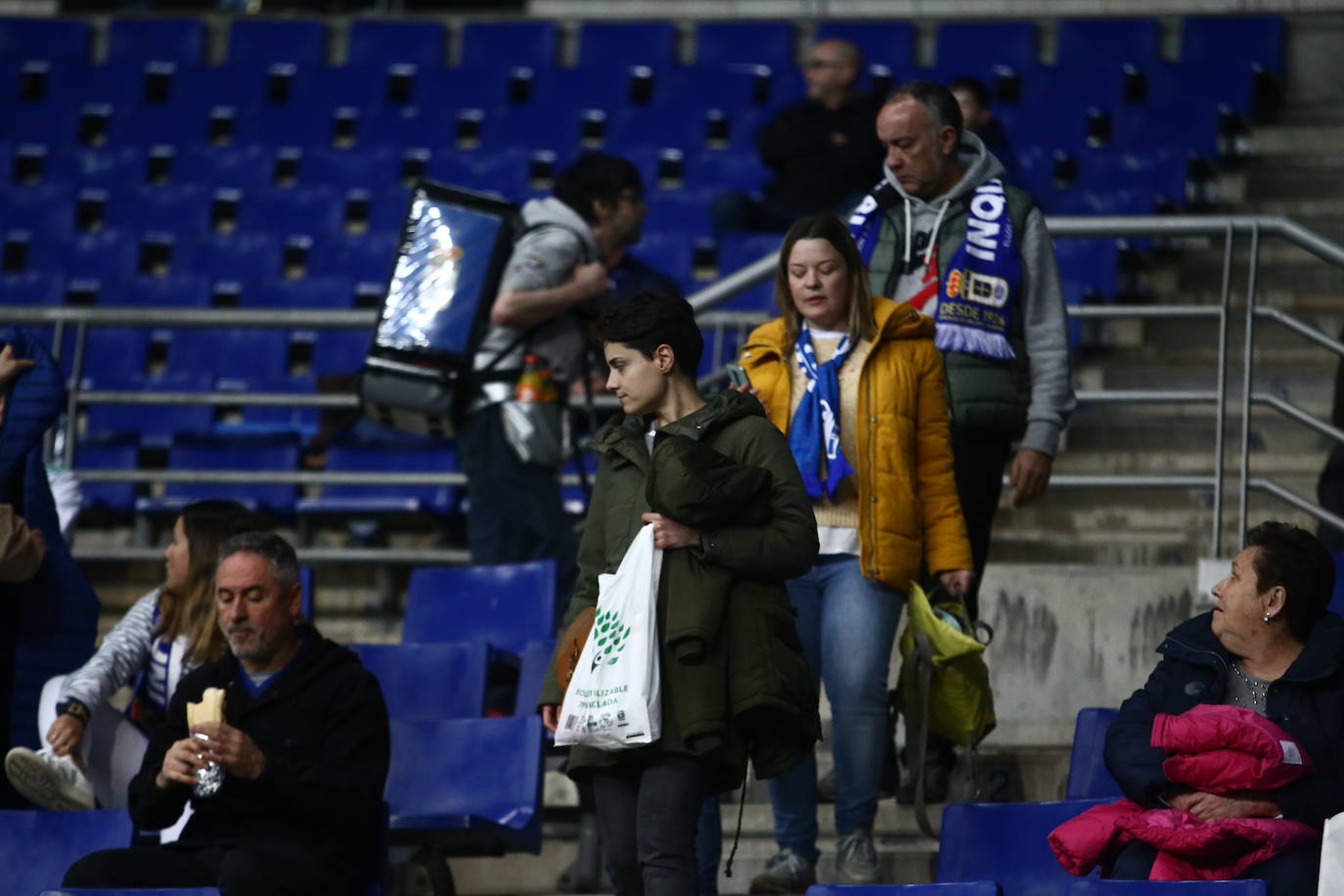 ¿Estuviste en el Real Oviedo - Tenerife? ¡Búscate!