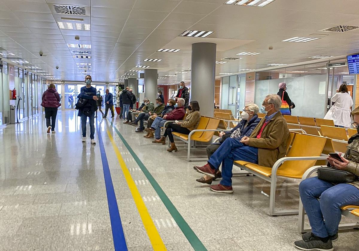 Centros de salud, hospitales, farmacias y residencias de mayores son los únicos ámbitos en los que el uso de la mascarilla sigue siendo obligatorio.