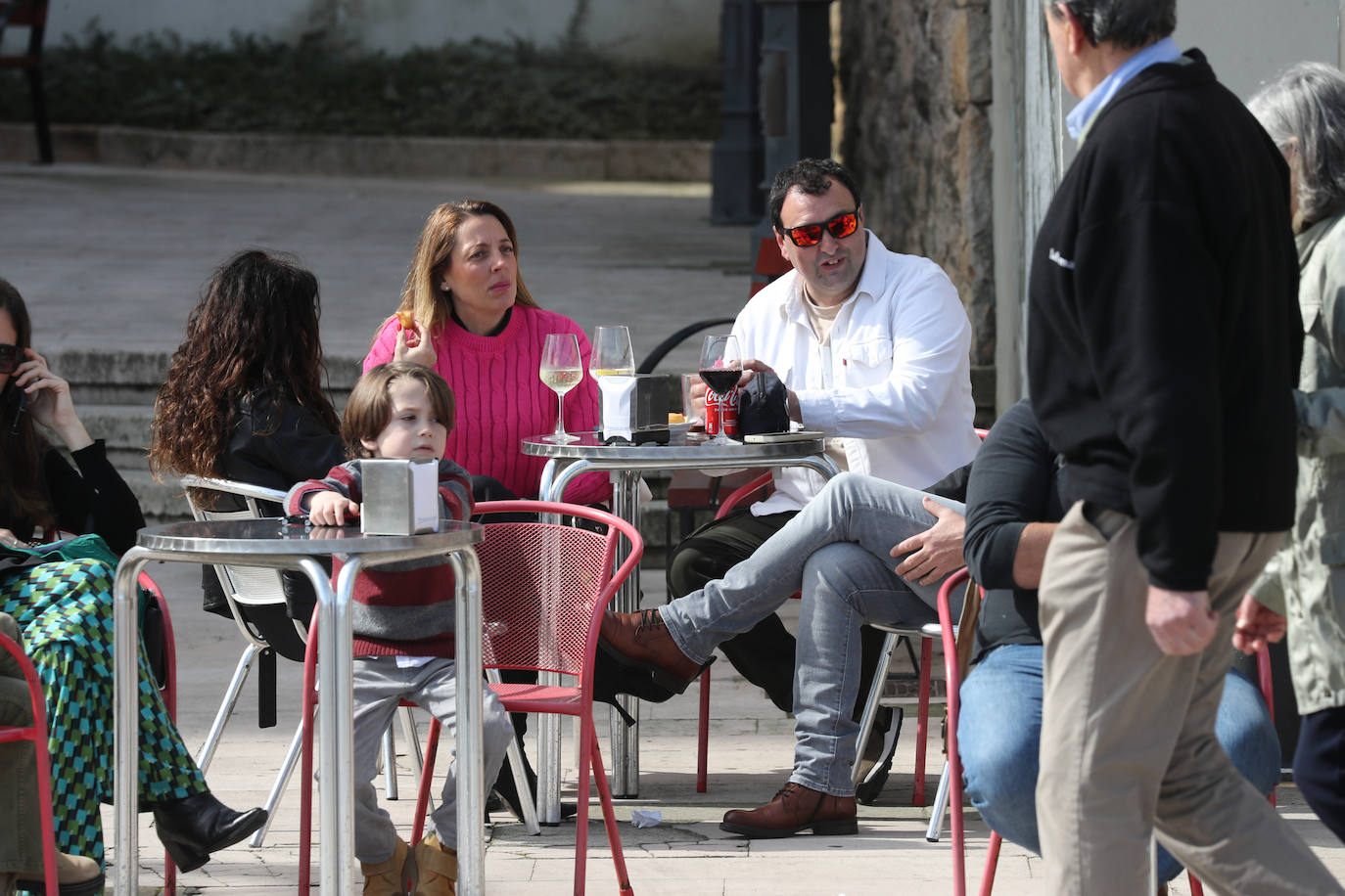 Día de playa a 25 grados en marzo