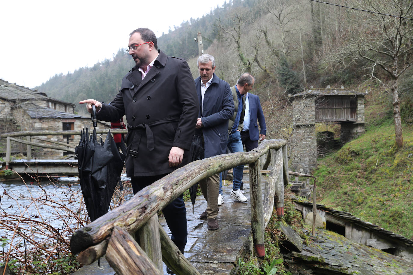 Asturias y Galicia, unidas en Taramundi contra la despoblación