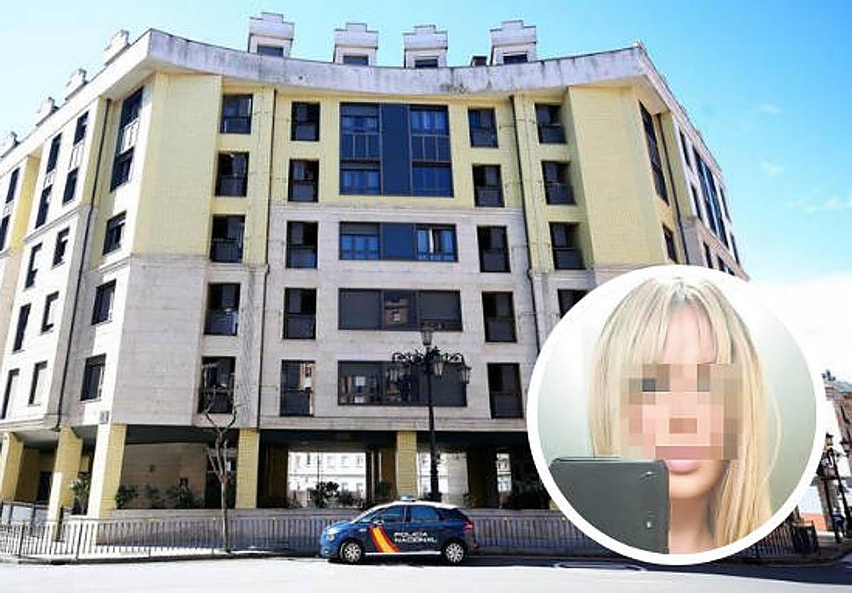 Una patrulla de la Policía Nacional, en el bloque de viviendas de la calle Ámsterdam donde tuvo lugar el crimen.