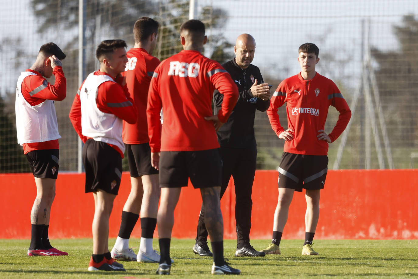 Entrenamiento del Sporting (27/03/2023)