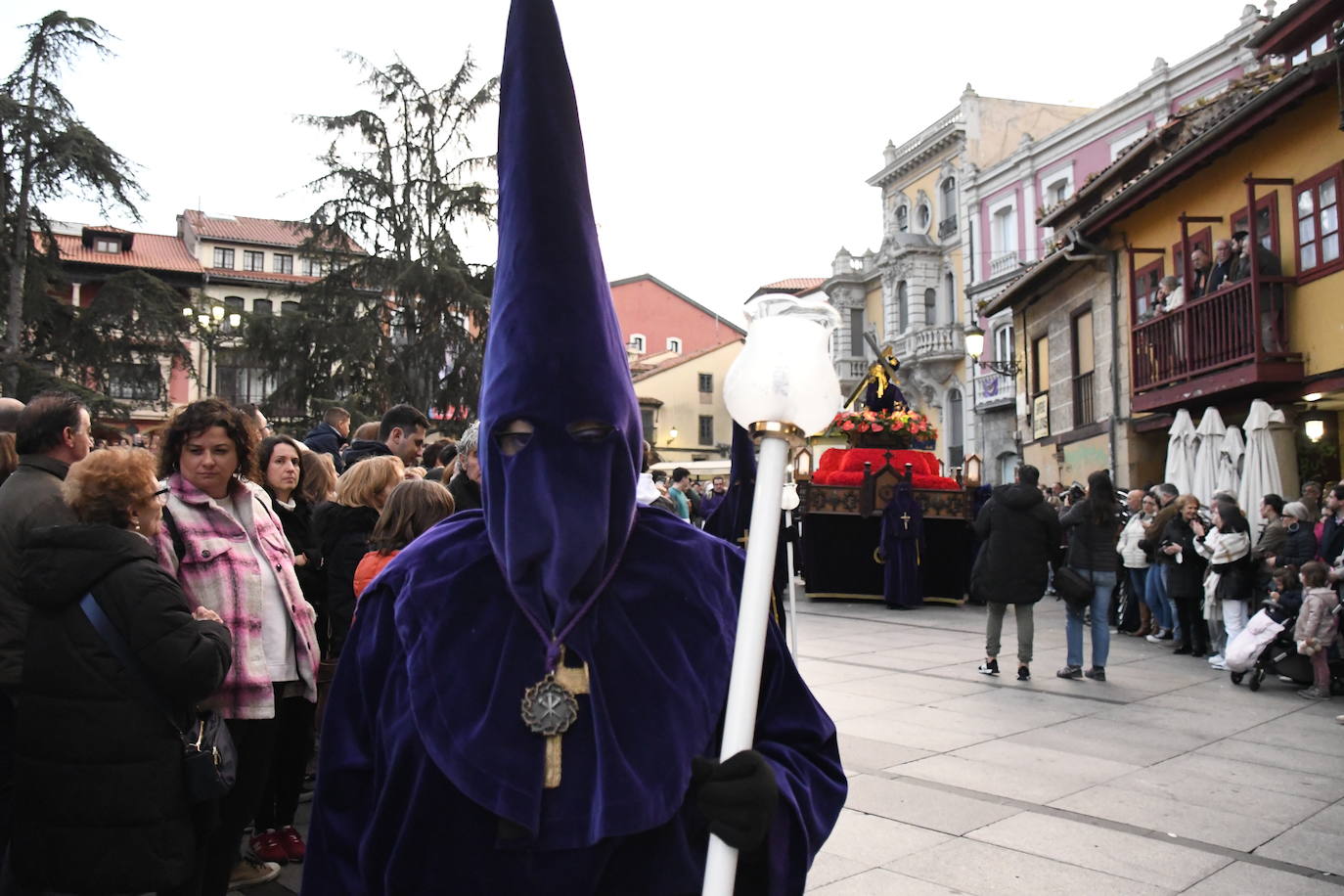 Una multitud arropa al Encuentro en Avilés