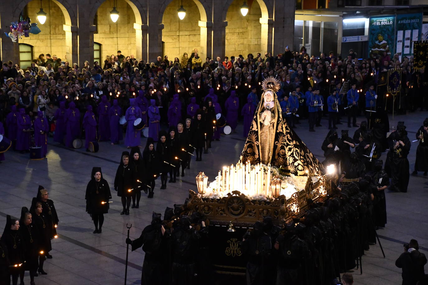 Una multitud arropa al Encuentro en Avilés