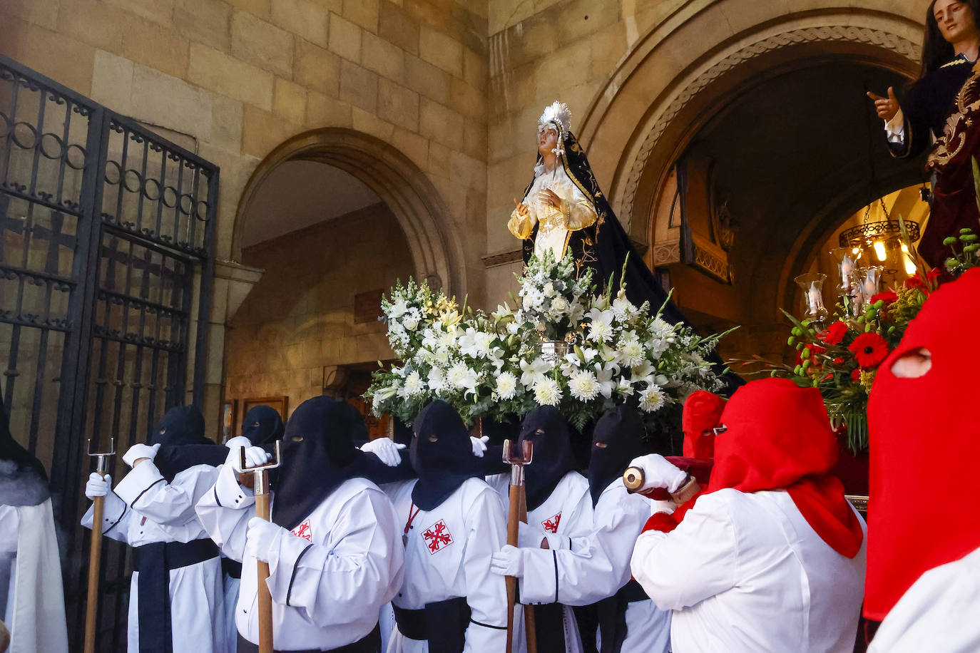 Éxito en Gijón con un Encuentro contra el «laicismo más hostil»