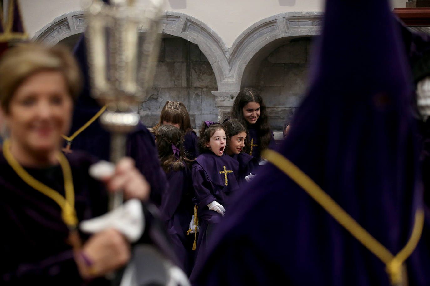 Fervor en Oviedo al paso del Nazareno