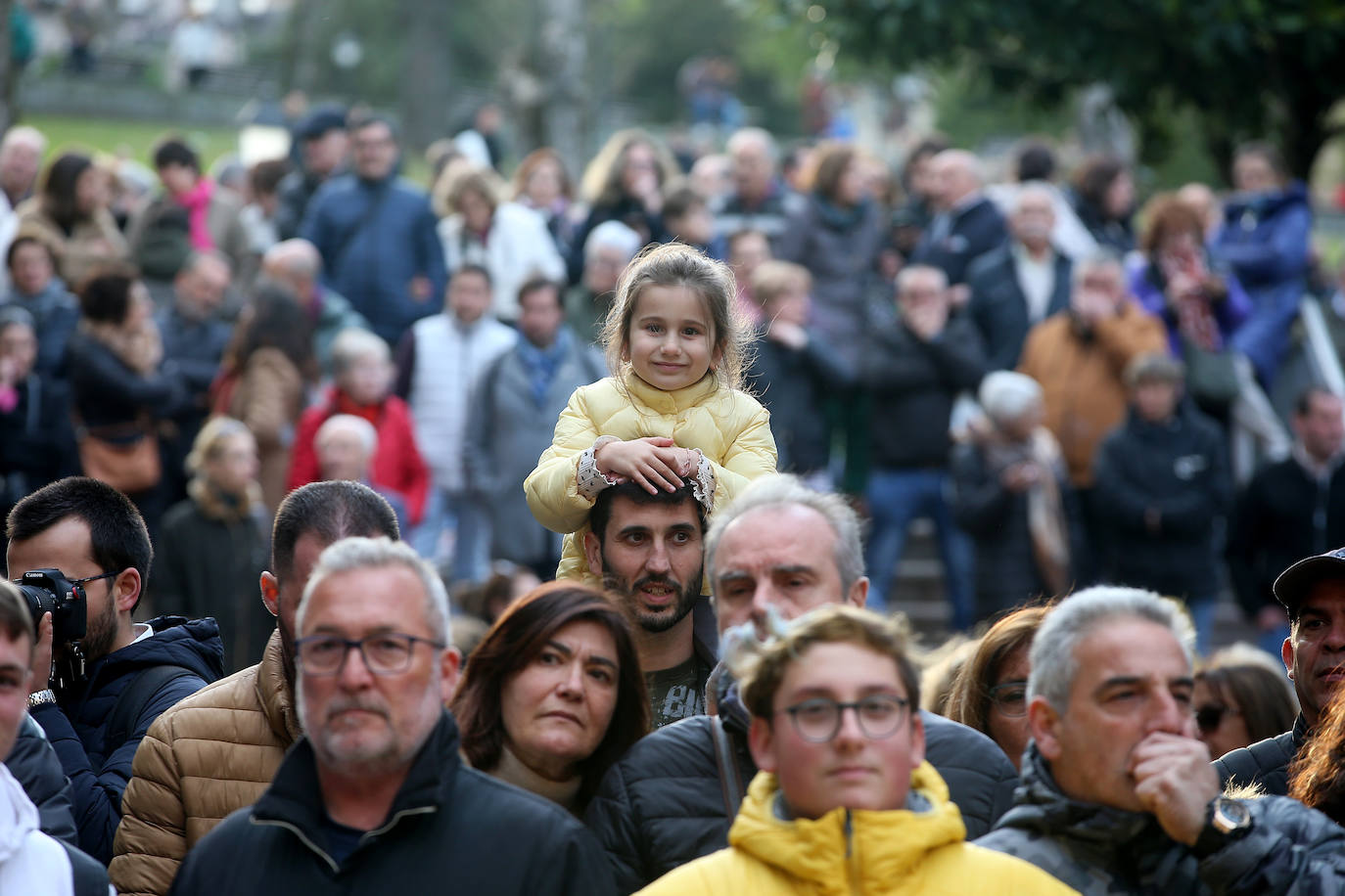 Fervor en Oviedo al paso del Nazareno