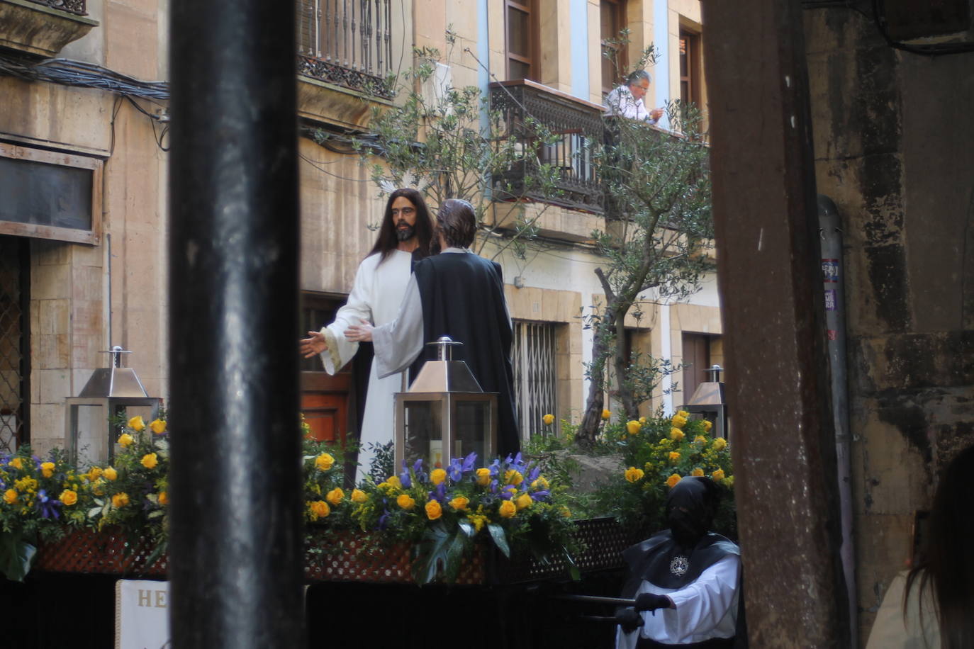 Emoción en Avilés con la Hermandad El Beso de Judas
