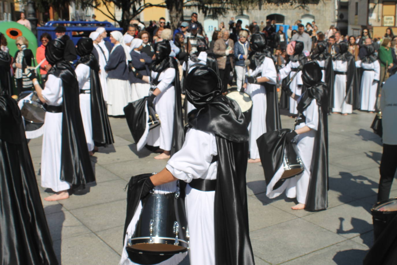 Emoción en Avilés con la Hermandad El Beso de Judas