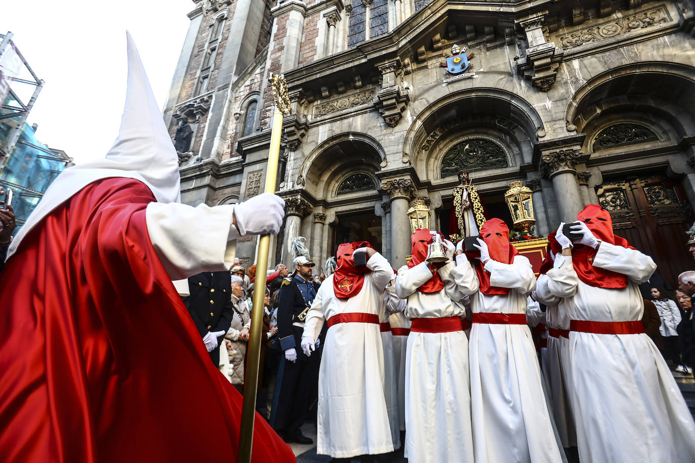 Una multitud en la procesión de la libertad