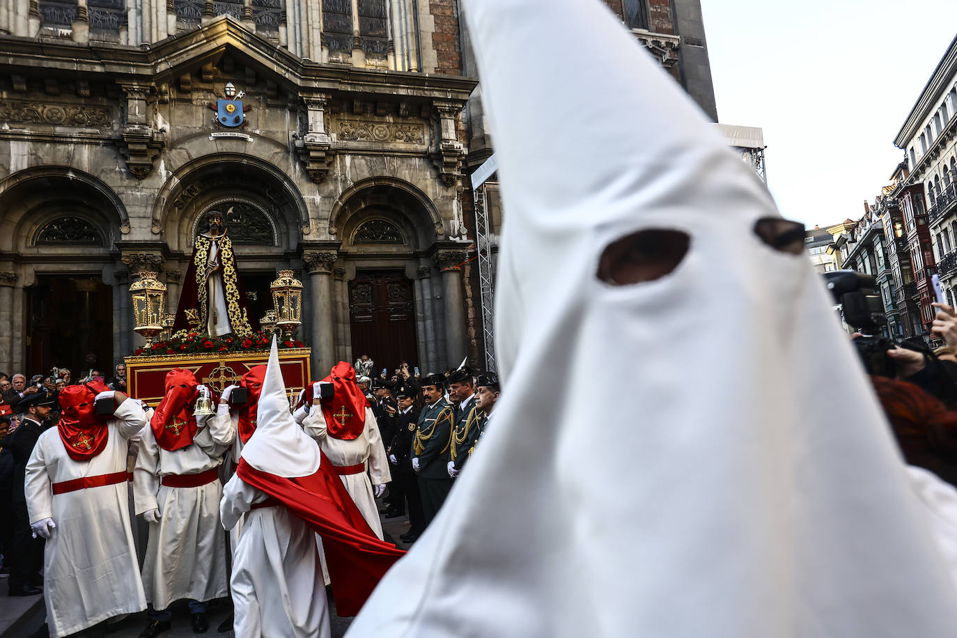 Una multitud en la procesión de la libertad