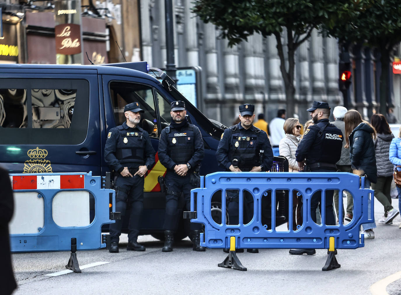 Una multitud en la procesión de la libertad